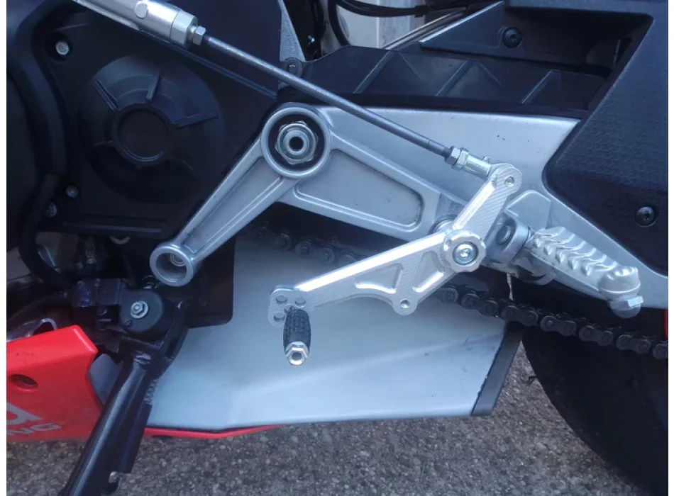 Flyhammer normal and GP shift lever for RS660 - Tuono 660