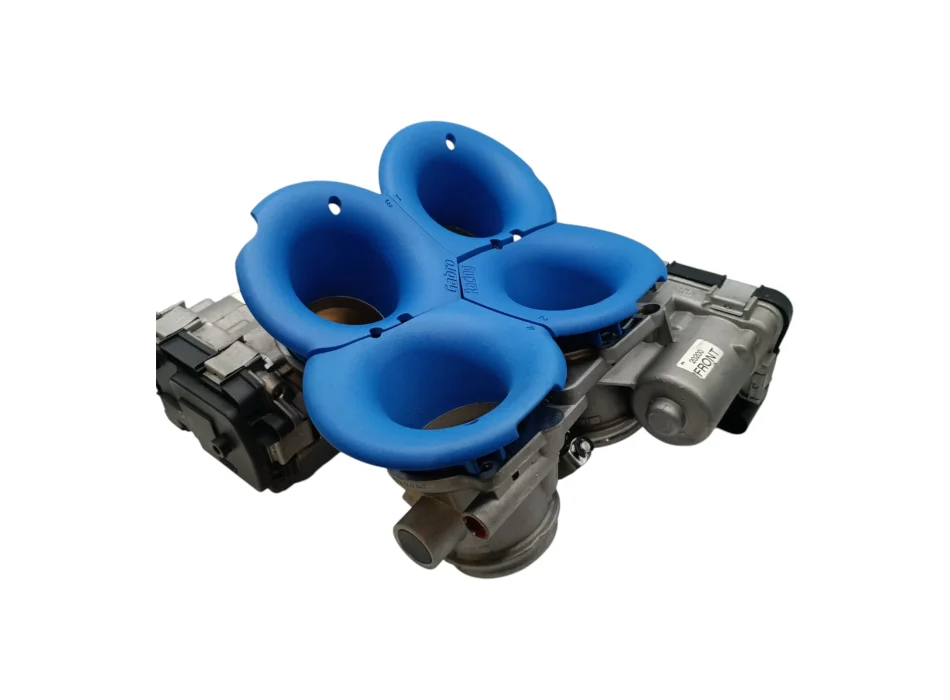 Kit Cornetti Maggiorati + Corpi Farfallati Alesati 51mm per RSV4 2017-2024 e USA 2025