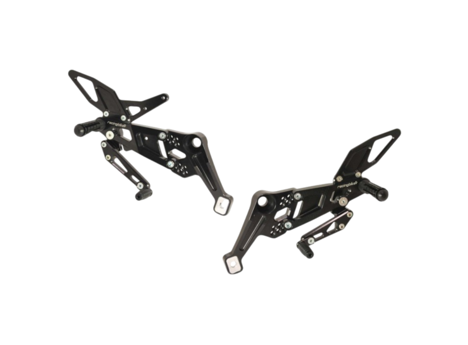 Pedane nere Racingbike per RS/Tuono 660 con offset variabile - A105RN