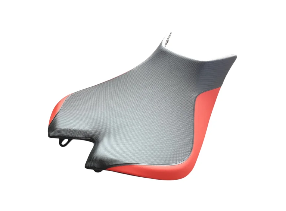 Sella pilota nera/rossa Aprilia RSV4 2025, art. 2B009898000C3
